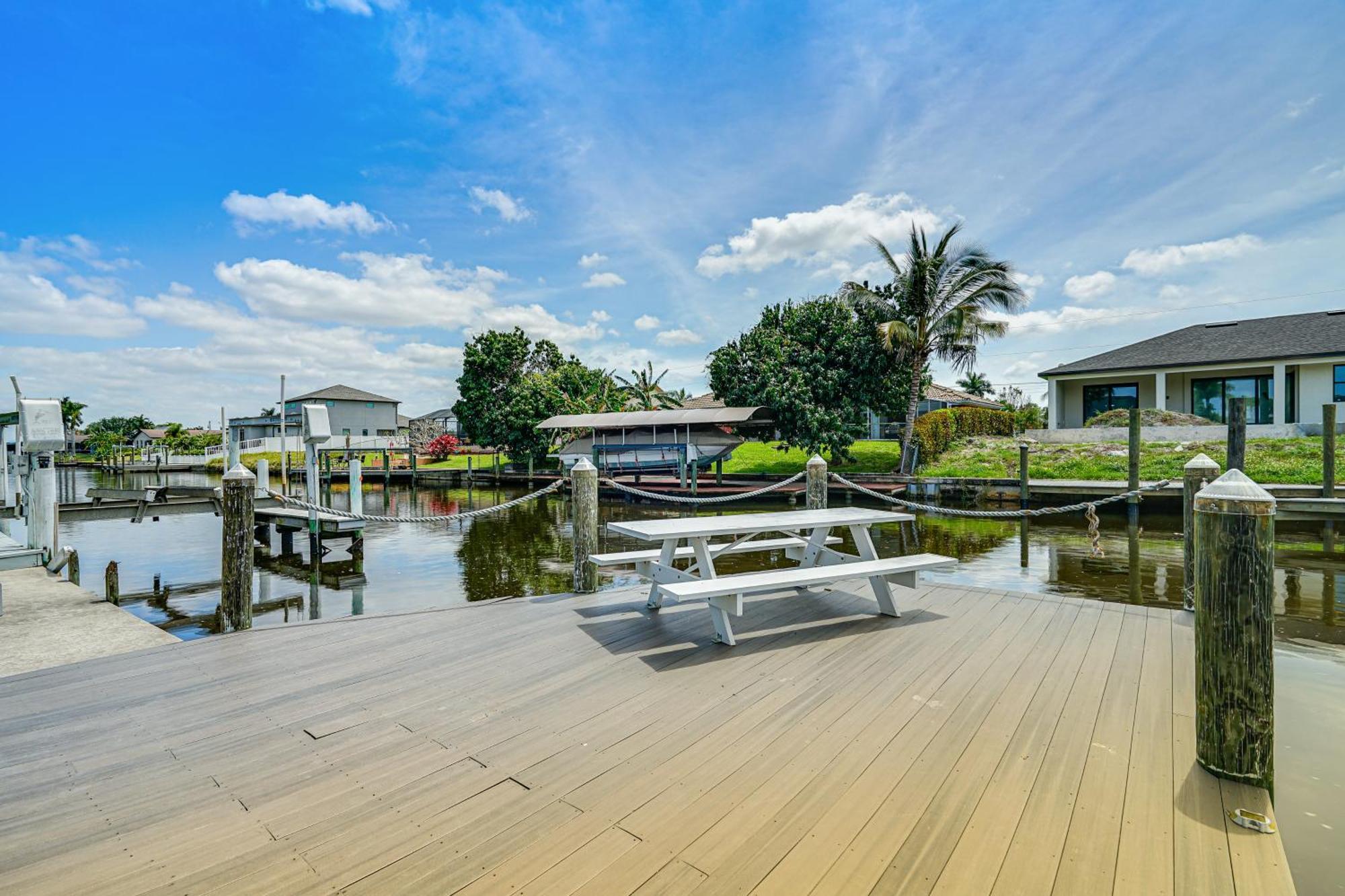 Tropical Cape Coral Villa With Boat Dock! Ngoại thất bức ảnh